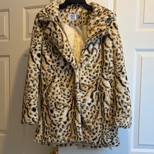 Princess Polly size 4 faux fur animal print cheetah? Leopard? Polyester coat.